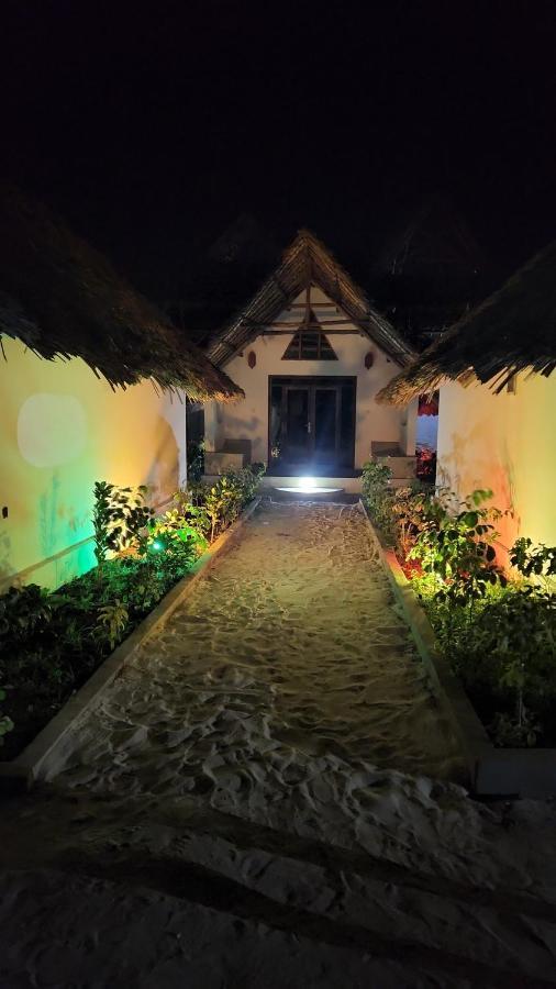 Almas Beach Boutique Hotel Makunduchi Exterior foto